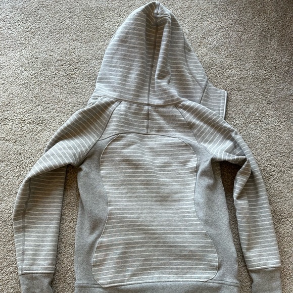Lululemon scuba zip up hoodie with stripes - Picture 4 of 6